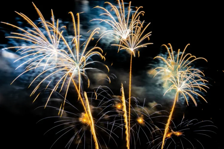 celebrazioni-fine-ramadan-fuochi-d'artificio-nord-africa